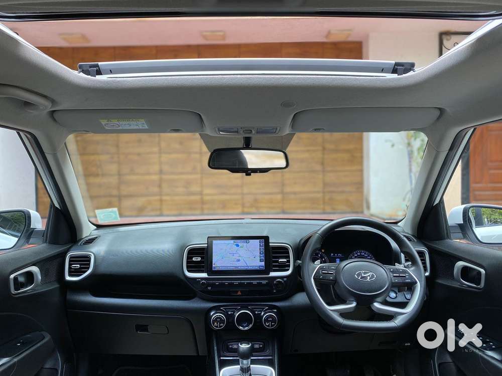 Hyundai Venue 1.0 SX (O) Turbo DCT, 2022, Petrol
