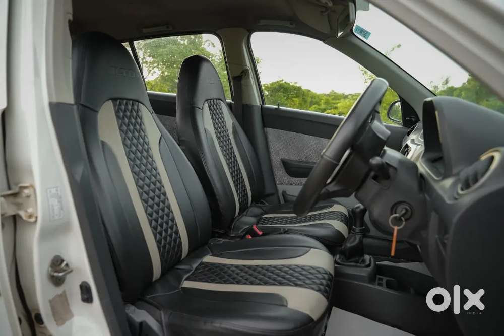 Maruti Suzuki Alto 800 Lxi 
2017 Model