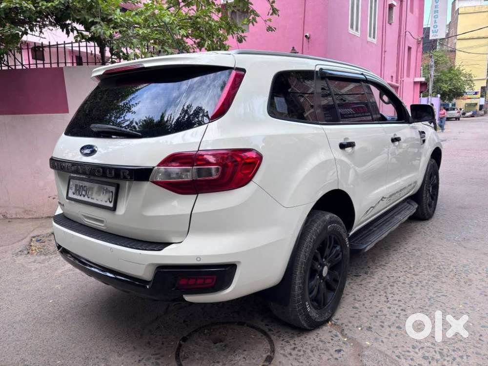 Ford Endeavour 2.2 Titanium 4x2 Mt, 2019, Diesel