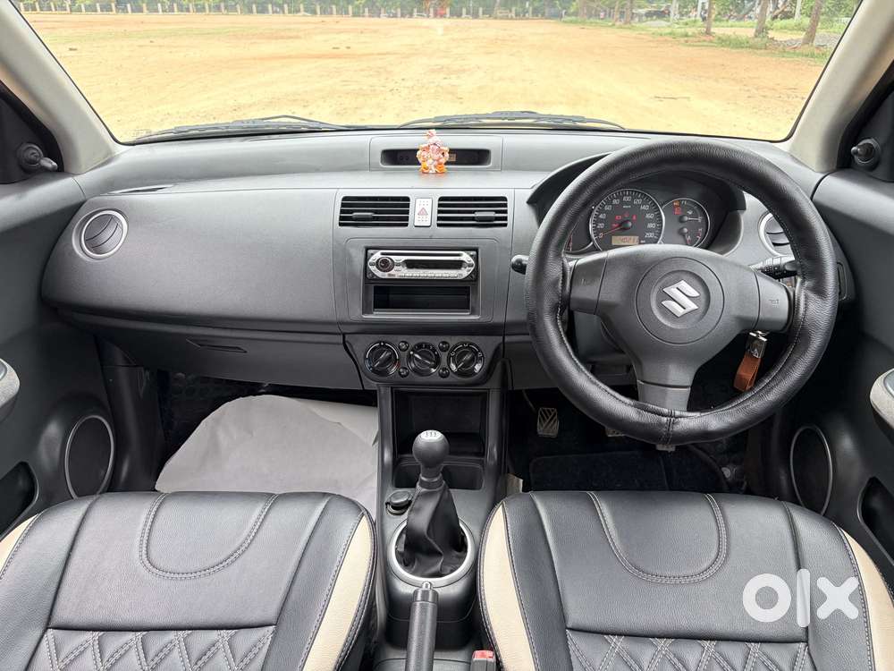 Maruti Suzuki Swift Dzire Vxi, 2009, Petrol
