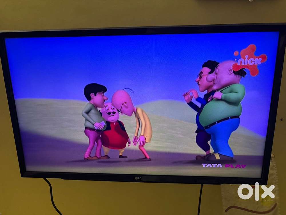 LG 32 inch LED SMART TV