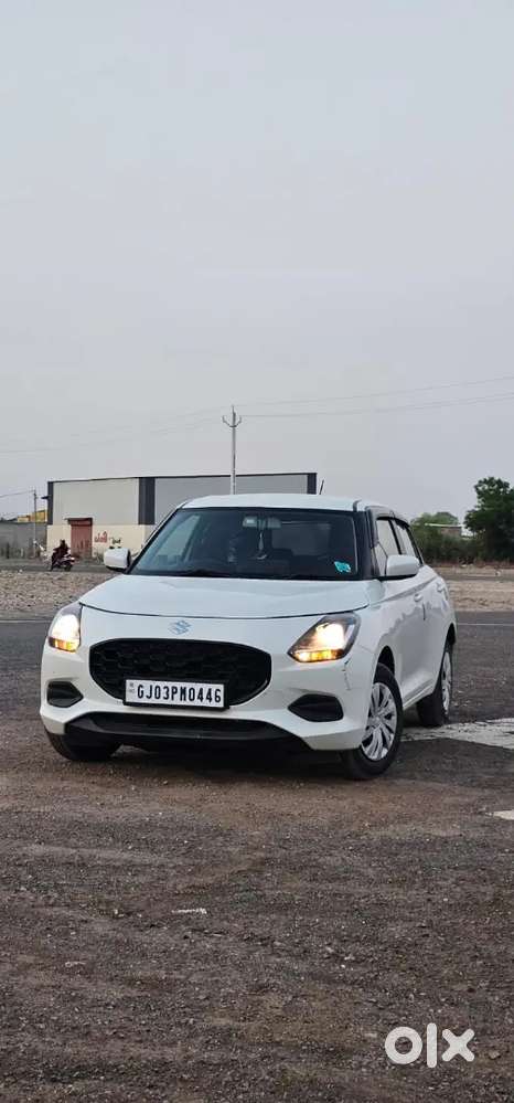 Maruti Suzuki Swift 2025 Petrol 27000 Km Driven