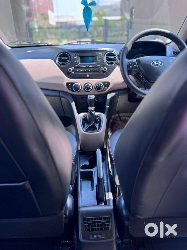 Hyundai Grand I10 2013-2016 Sportz, 2016, Petrol