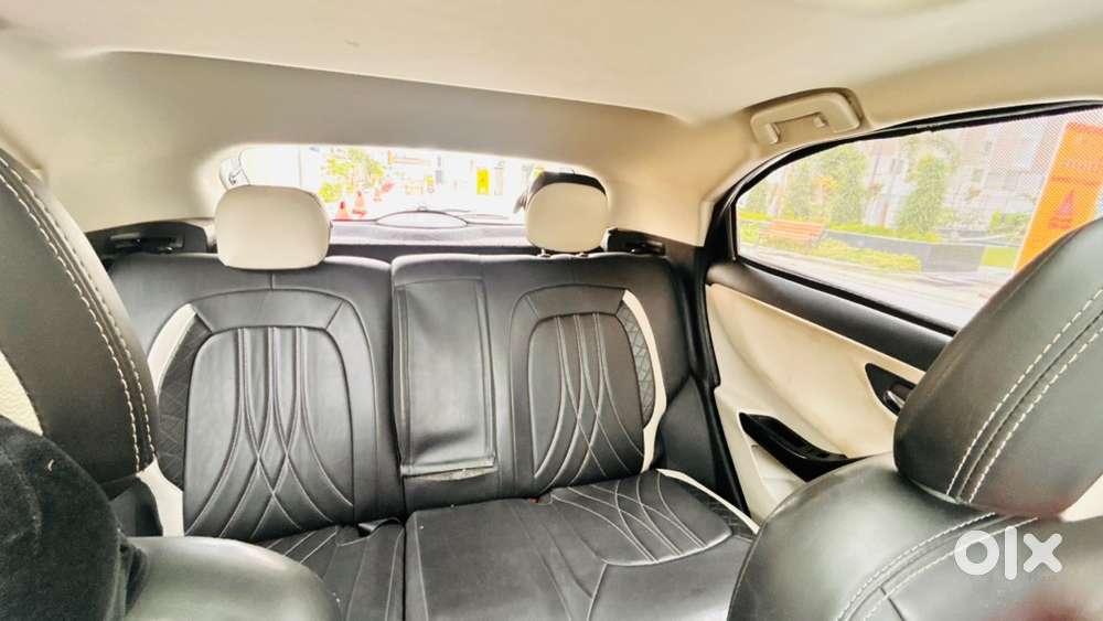 Tata Nexon Xz+s E20 | Excellent Mileage | 2.5 Yrs Old | Sunroof | 25k