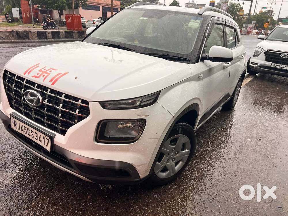 Hyundai Venue S, 2022, Petrol