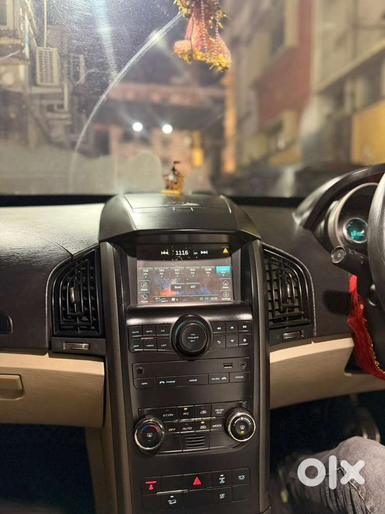 Xuv 500 W10 Top Model Diesel 2017 Vip Number 2000