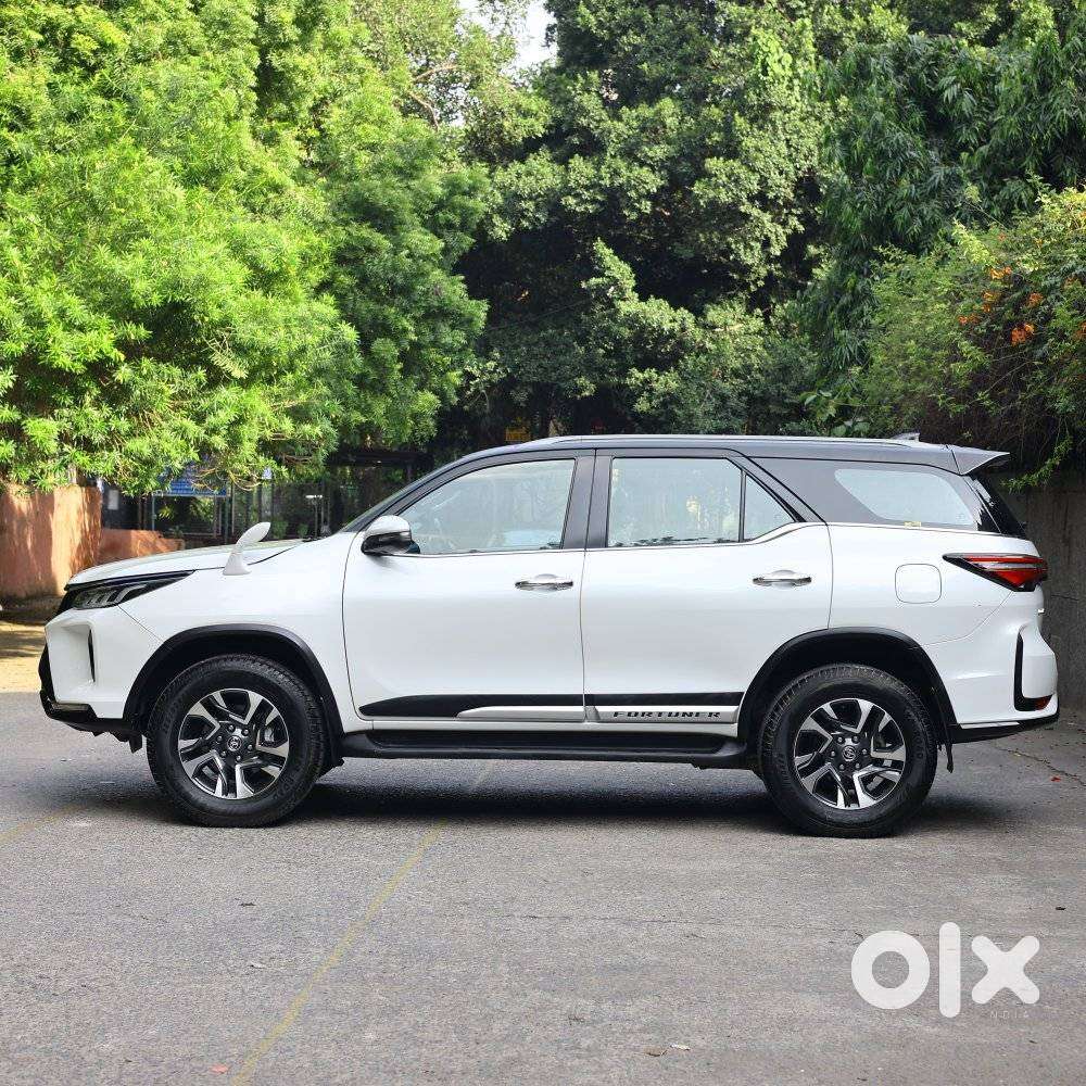 Toyota Fortuner Legender 4x2 At 2.8, 2024, Diesel
