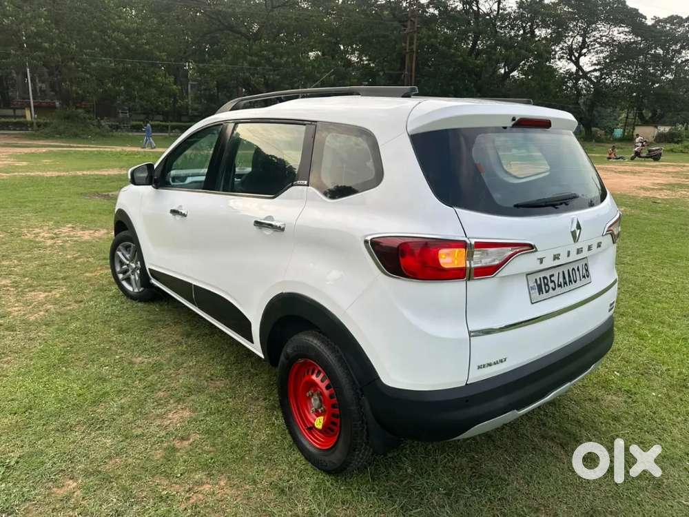 Renault Triber Rxz Easy-r Amt, 2021, Petrol