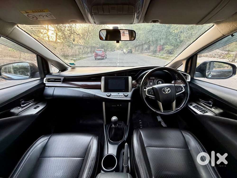 Toyota Innova Crysta 2.7 V, 2018, Diesel