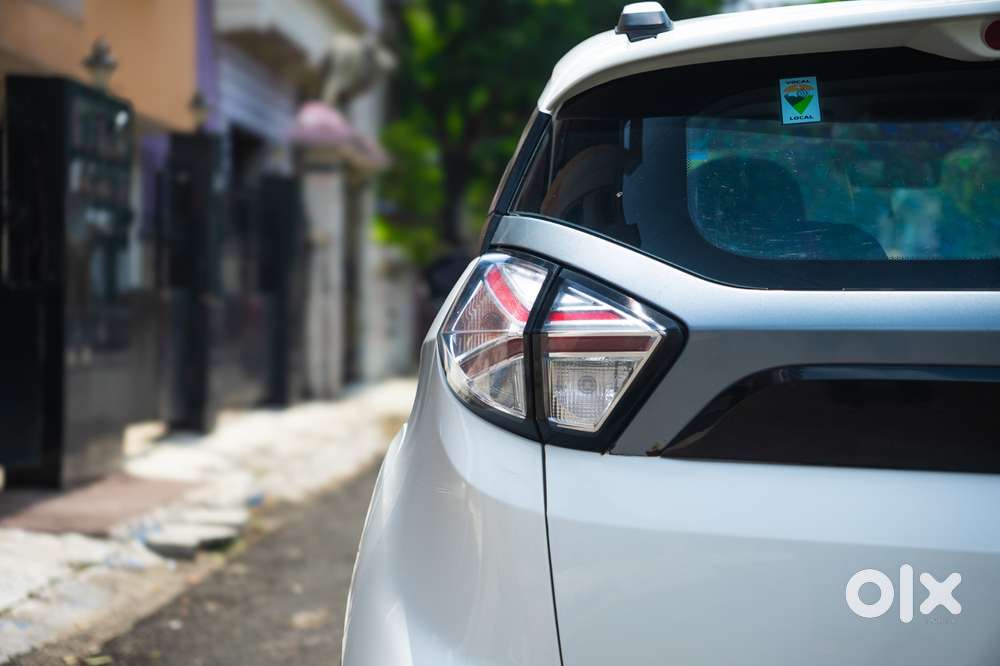 Tata Nexon 1.2 Revotron Xm Plus (s), 2021, Petrol