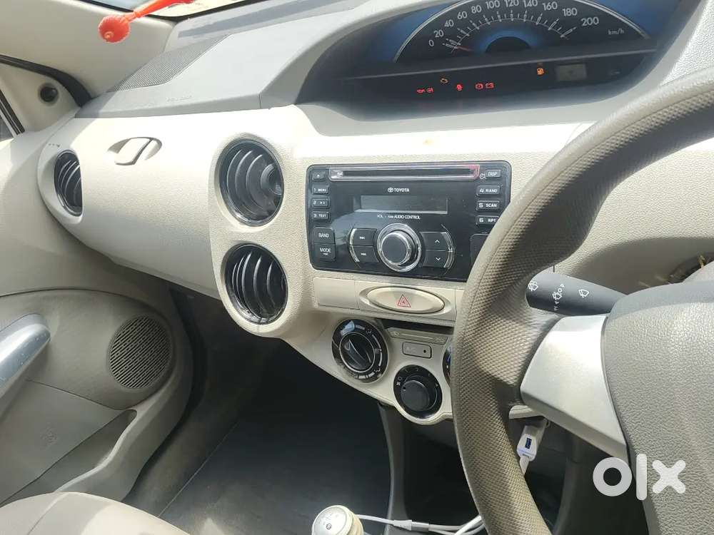 Toyota Etios Liva 2014 Edition Petrol