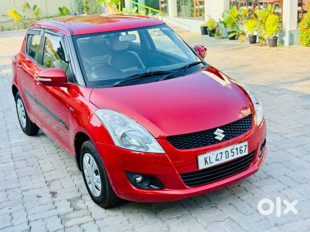 Maruti Suzuki Swift Vxi + Manual, 2014, Petrol