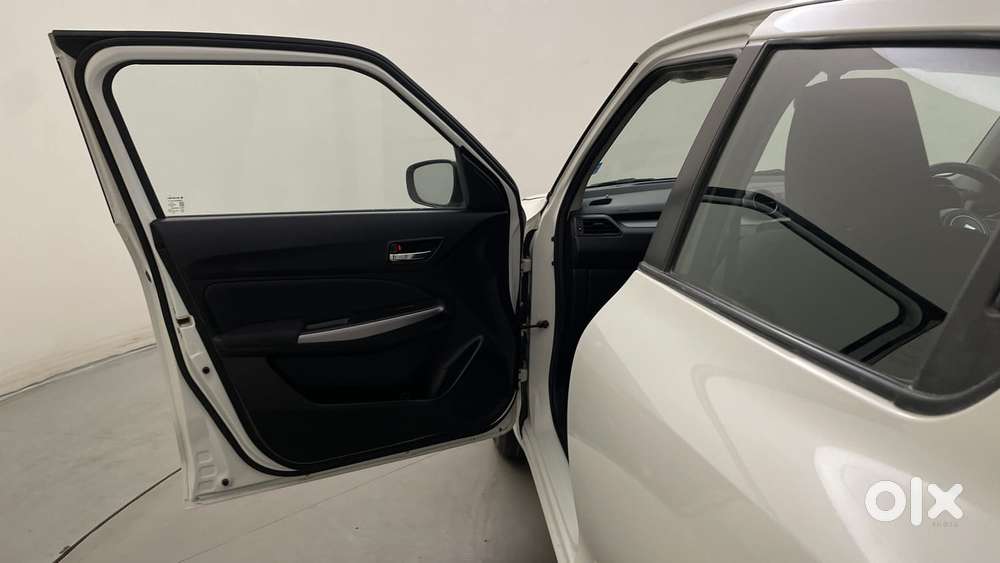 Maruti Suzuki Swift Amt Zxi, 2022, Petrol