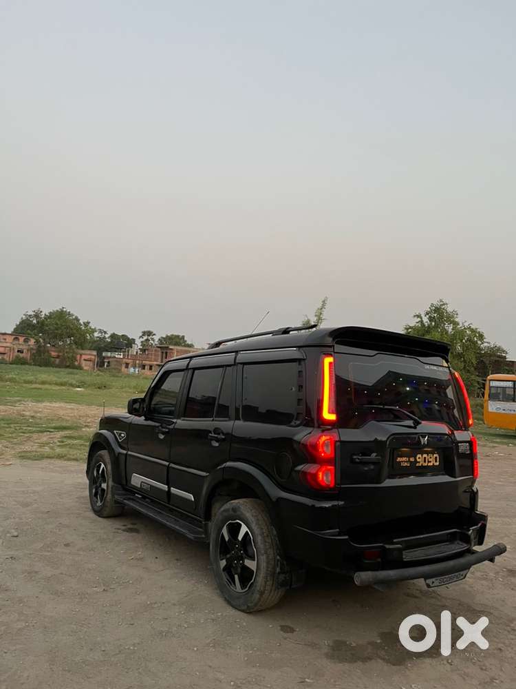 Mahindra Scorpio Diesel 2015