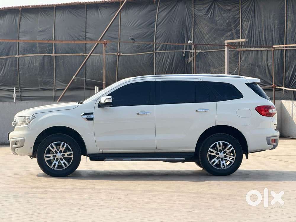 Ford Endeavour 3.2 Titanium At 4x4, 2017, Diesel