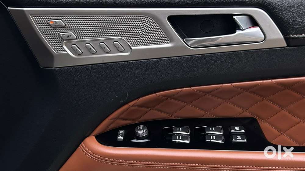 Mahindra Alturas G4 4wd At, 2019, Diesel