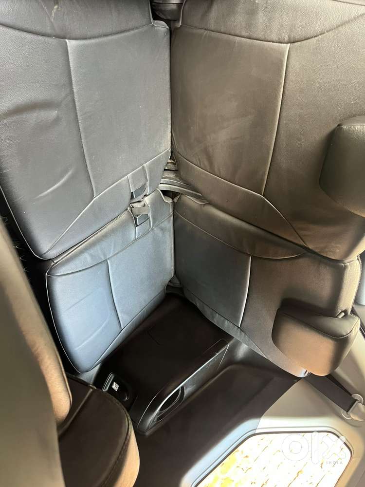 Maruti Suzuki Xl6 1.5 Alpha At, 2021, Petrol