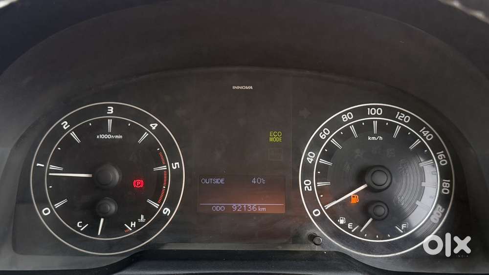 Toyota Innova Crysta 2.4 G Mt 8s, 2017, Diesel