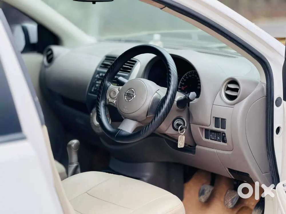 Nissan Sunny 1.5 Xl 2012