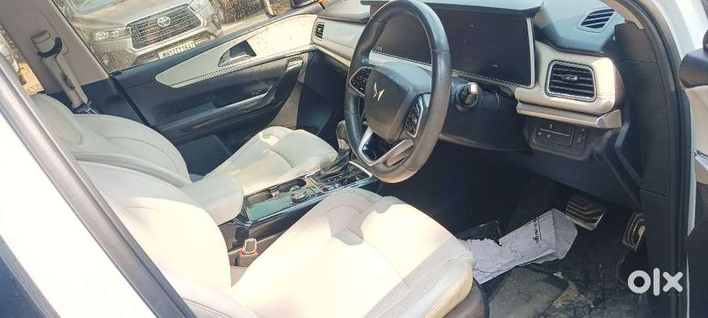 Mahindra Xuv 7xo Ax7 Diesel At, 2022, Diesel