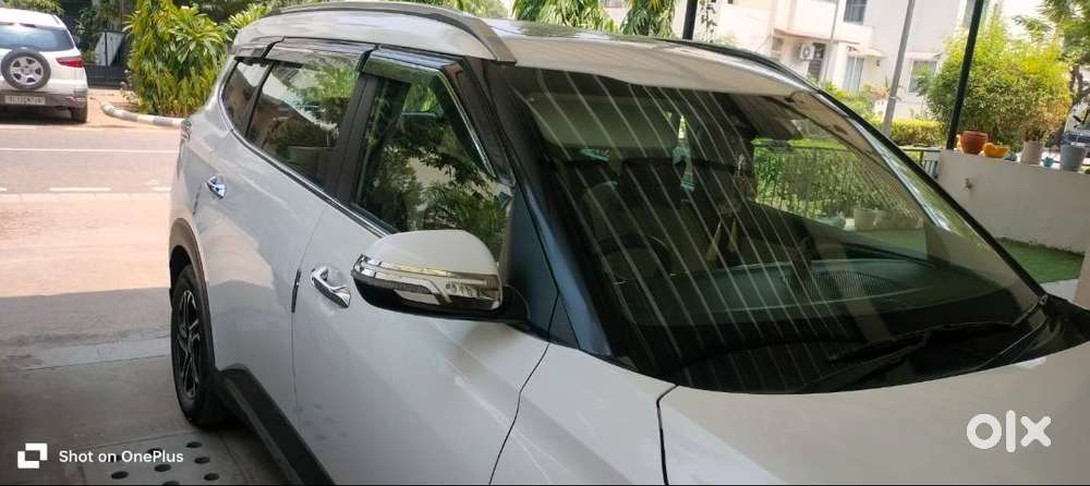 Kia Carens 2022 Petrol Well Maintained