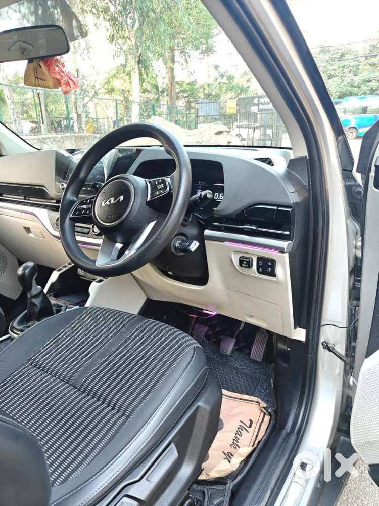 Kia Carnival Prestige, 2023, Cng & Hybrids