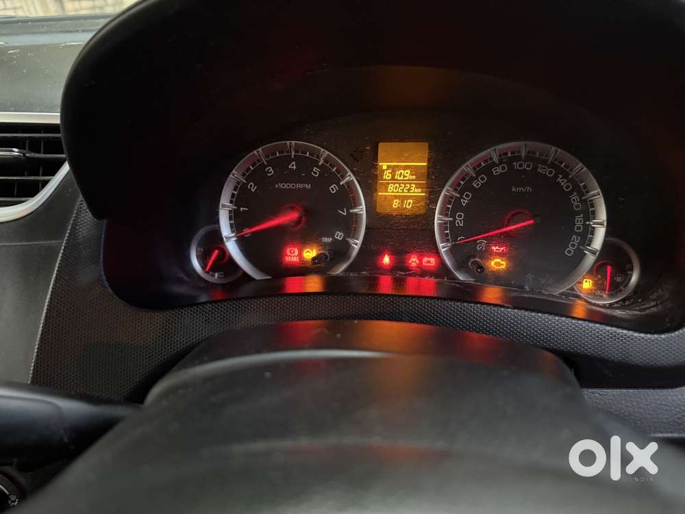 Maruti Suzuki Swift Vxi Abs Bsiv, 2013, Petrol