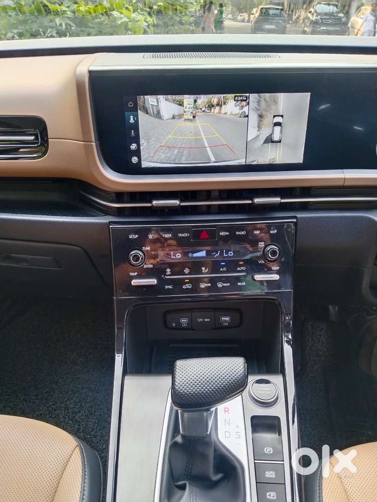Hyundai Alcazar Signature 1.5 Petrol Dct 7str, 2024, Petrol