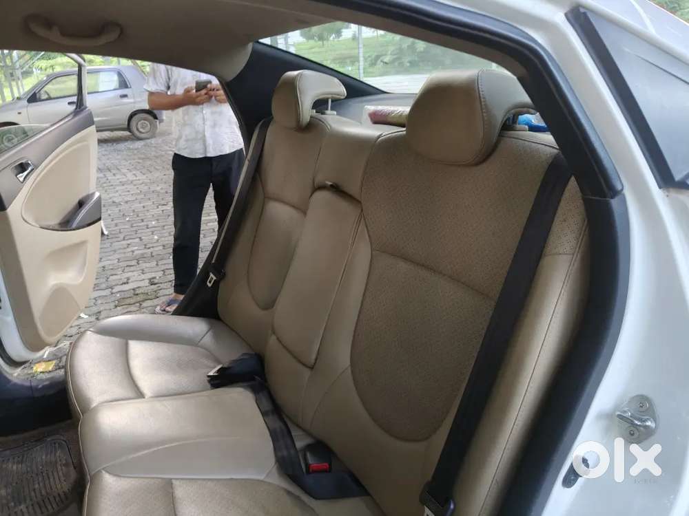 Hyundai New Verna 2013 Manual