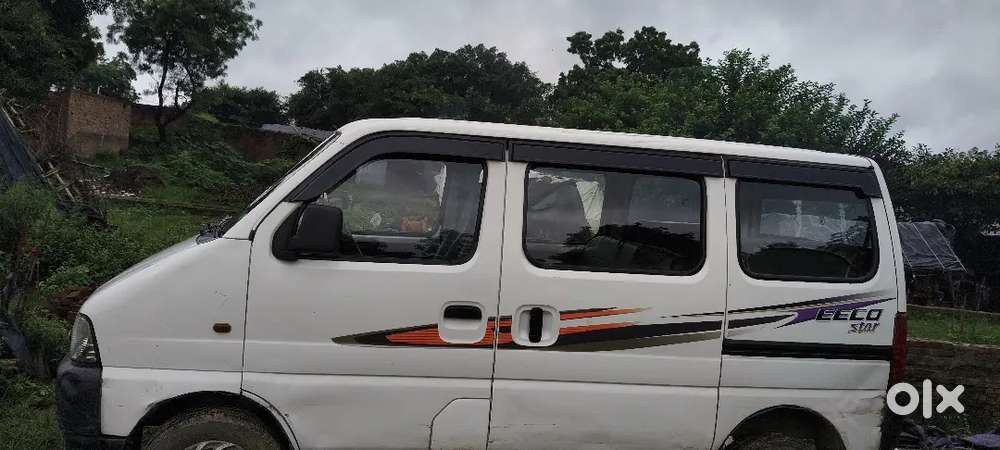 Maruti Suzuki Eeco 2015