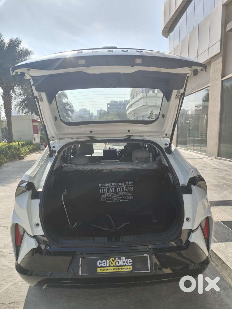 Tata Curvv Crtv Amt, 2025, Petrol