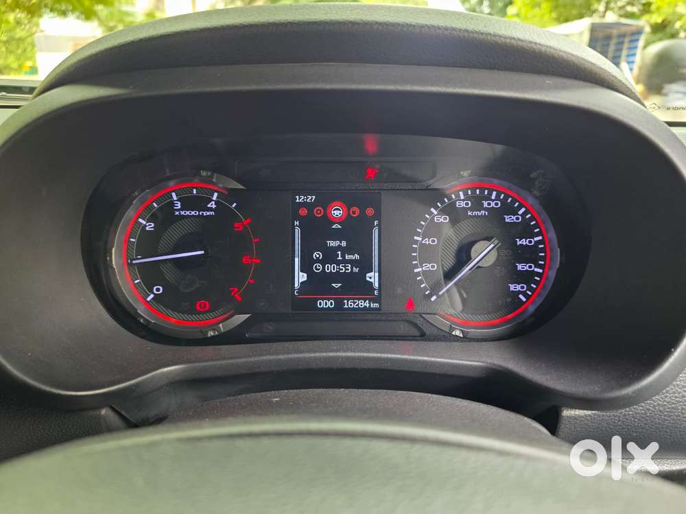 Mahindra Thar Lx Hard Top Diesel Mt Rwd, 2023, Diesel