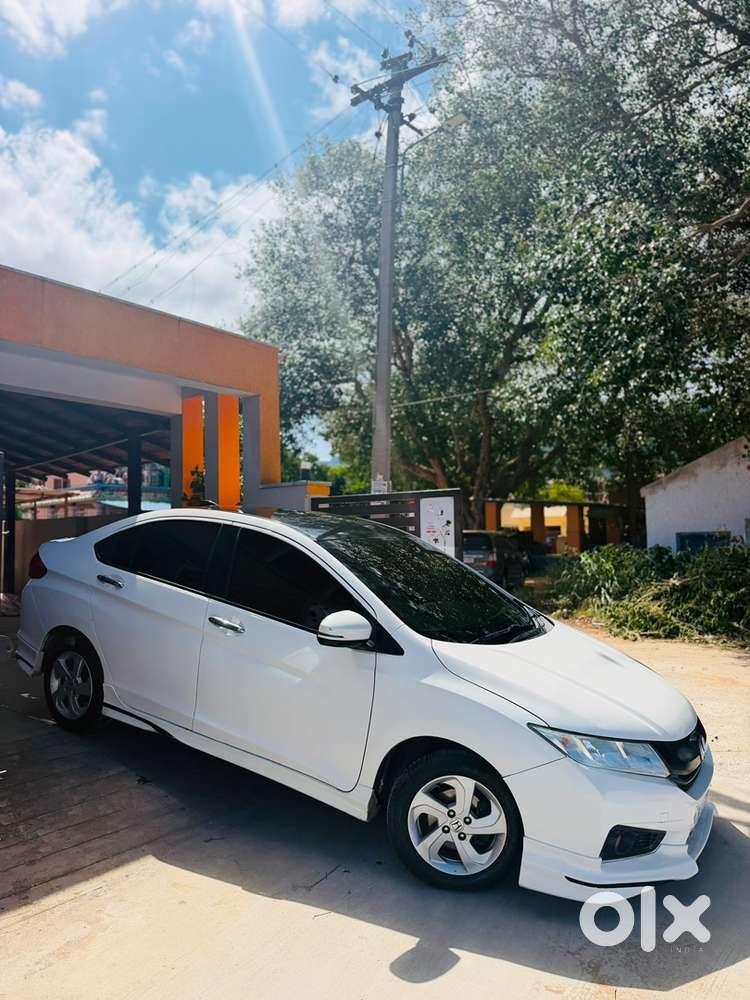 Honda Petrol Car 2015
