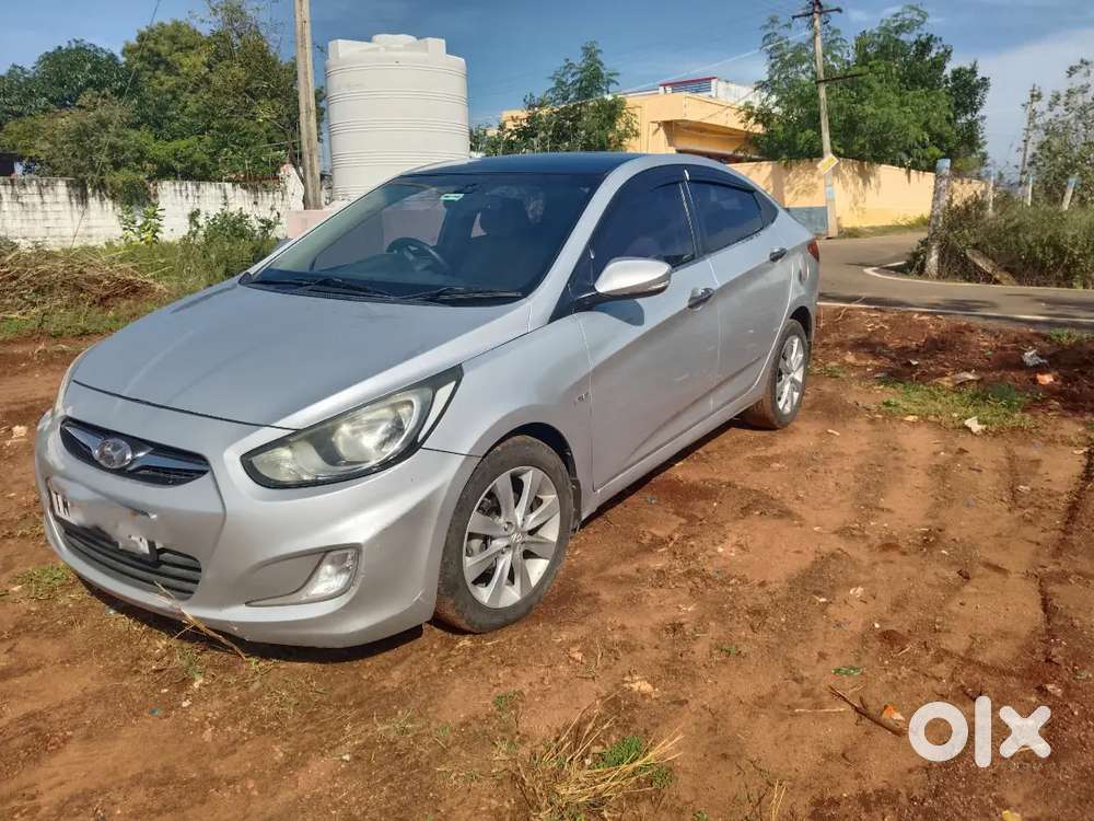 Hyundai Fluidic Verna