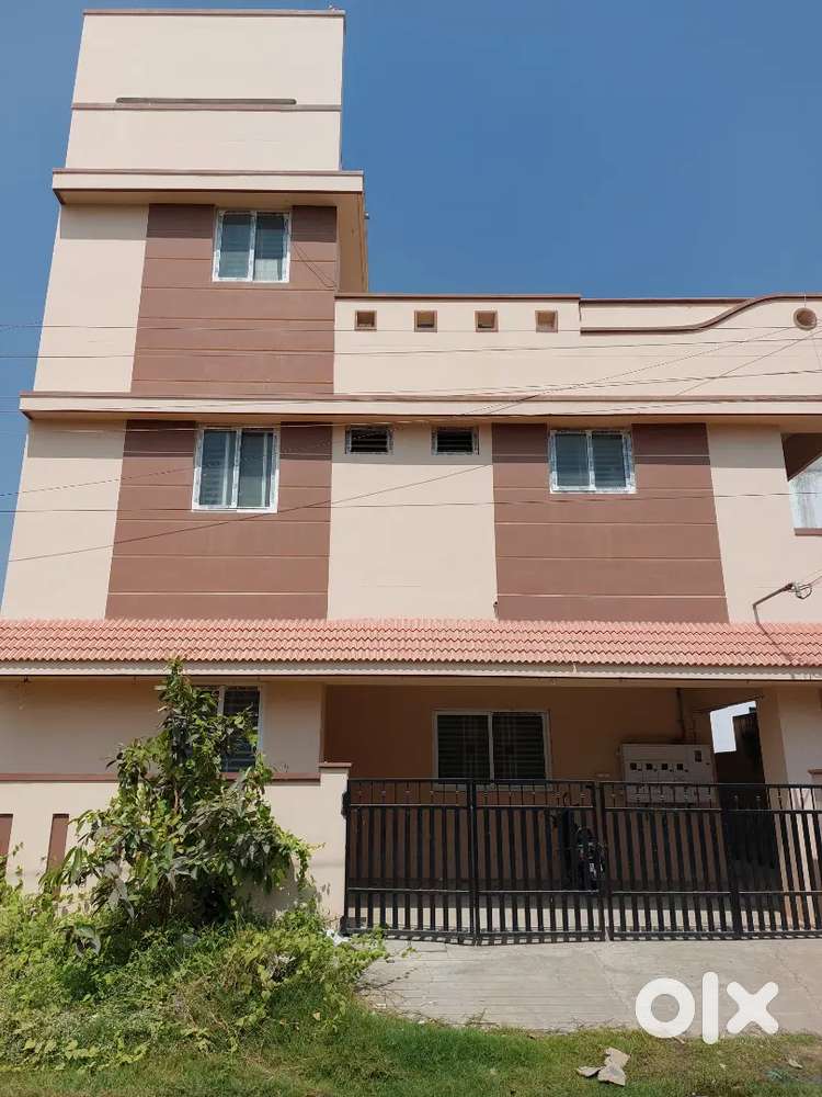Spacious BHK house for Rent For Rent: Houses Apartments