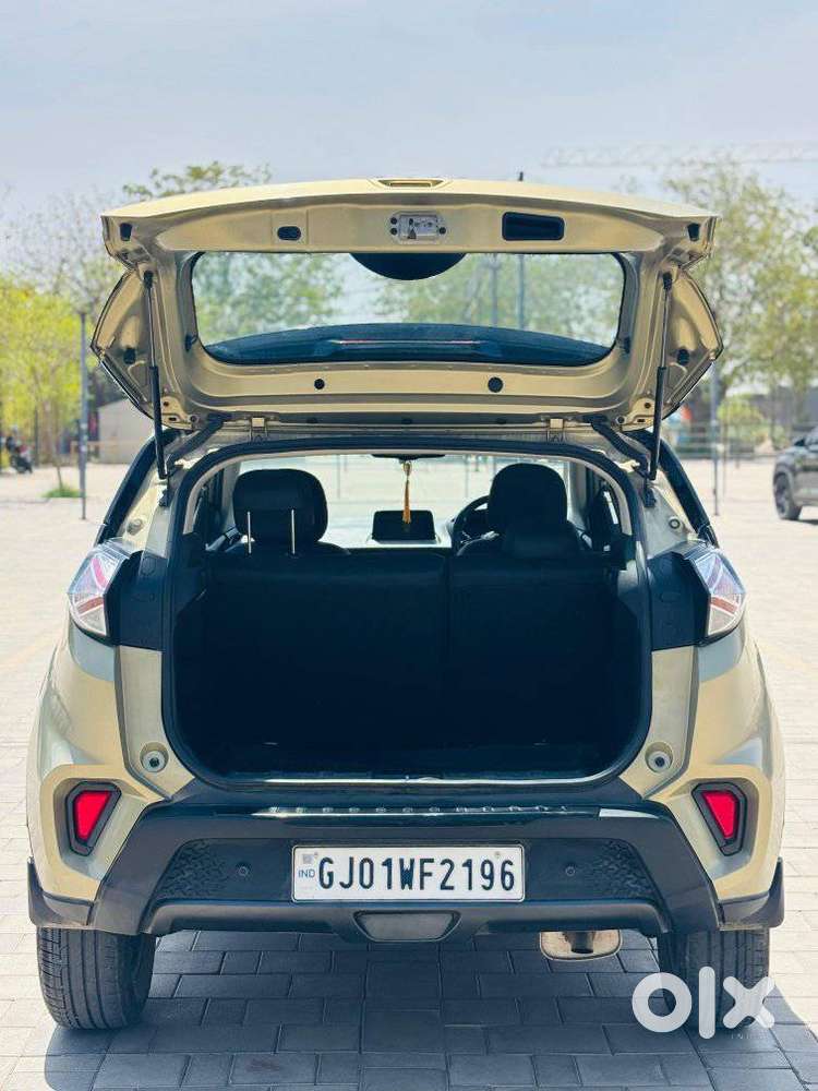 Tata Nexon 1.5 Revotorq Xz Plus, 2022, Petrol