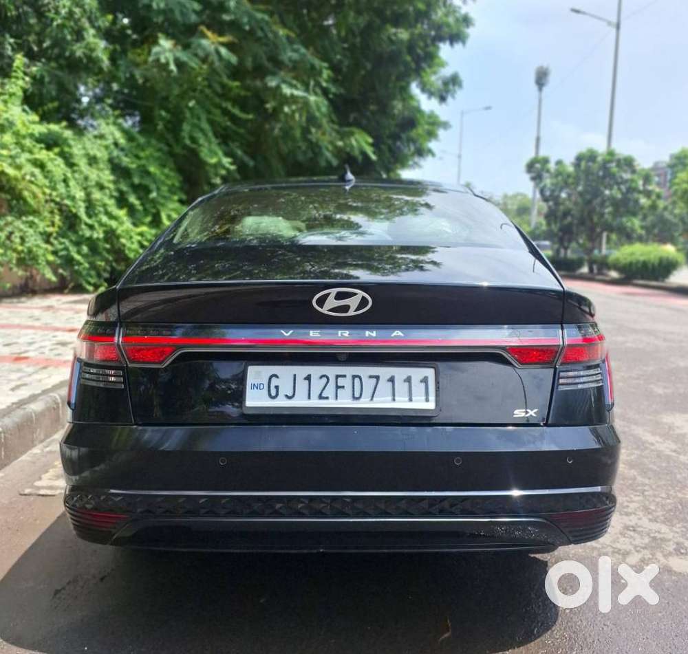 Hyundai Verna, 2023, Petrol