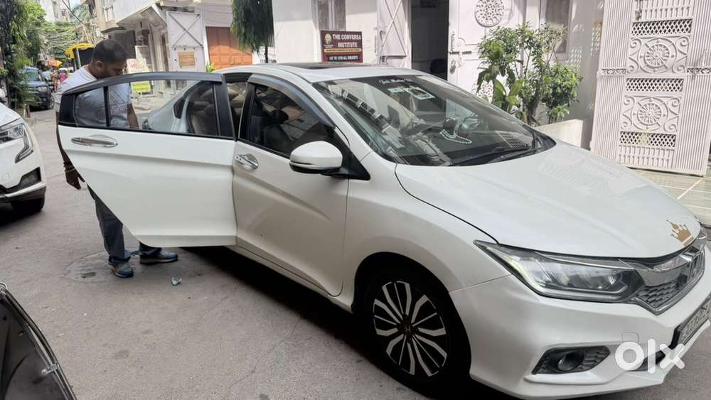 Honda City 2017 Hybrid Car