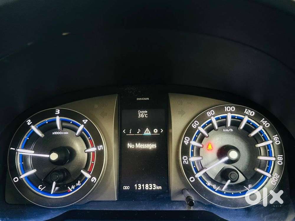 Toyota Innova Crysta 2.4 V, 2016, Diesel