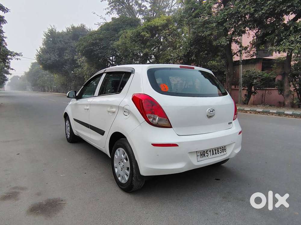 Hyundai I20 2012-2014 Magna Optional 1.2, 2013, Cng & Hybrids