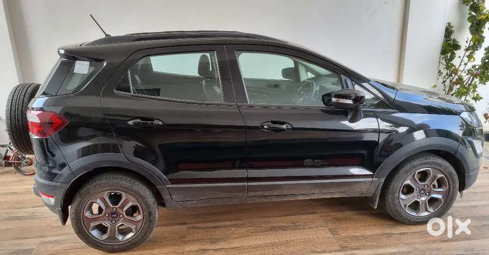 Ford Ecosport 2022 Diesel Well Maintained, Black Colour