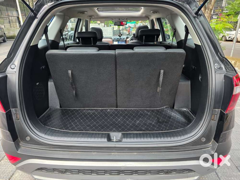 Hyundai Alcazar 2.0 Signature (o) Petrol At 7 Str, 2022, Petrol