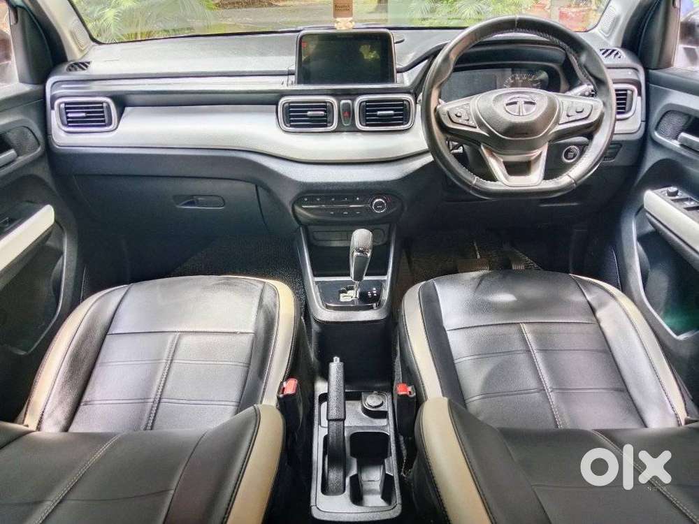 Tata Punch 1.2 Revotron Creative Amt Dual Tone, 2022, Petrol