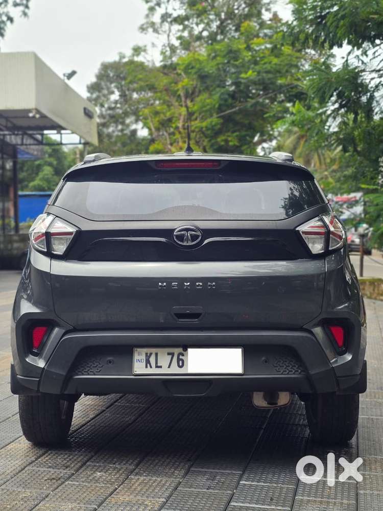 Tata Nexon 1.2 Revotron Xm (s), 2022, Petrol