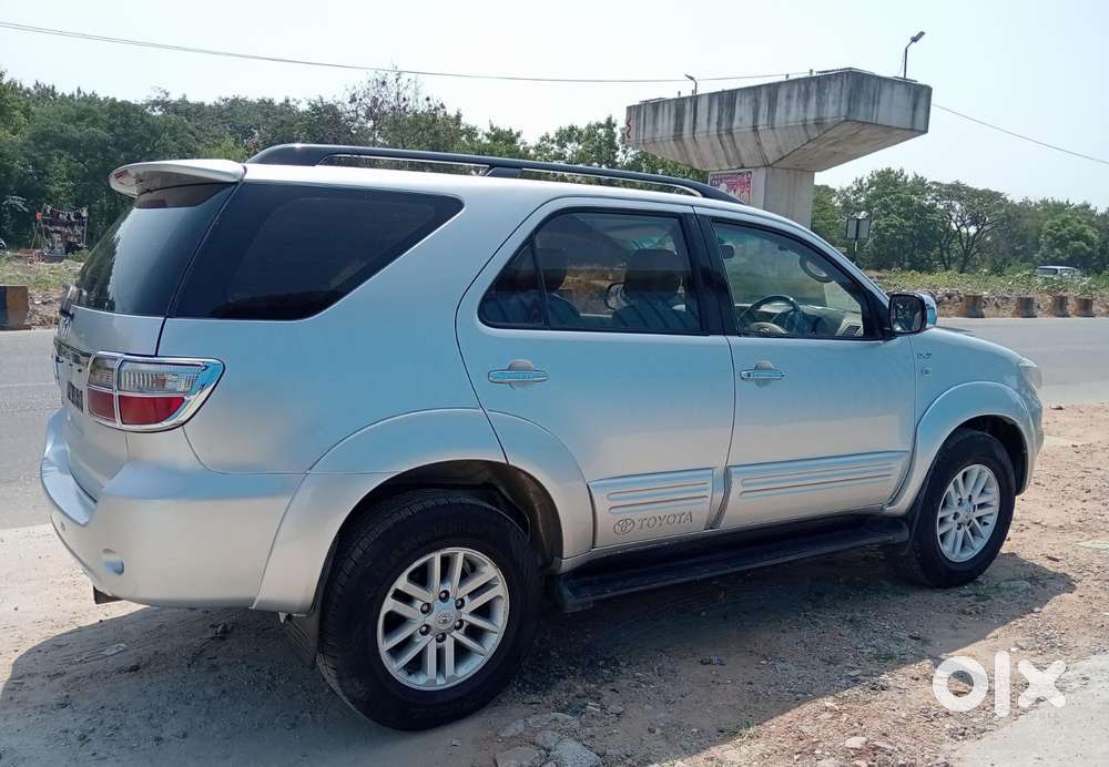 Toyota Fortuner 4x4 Mt 2.8 Diesel, 2010, Diesel
