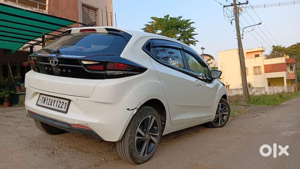 Tata Altroz 2023 Petrol Well Maintained