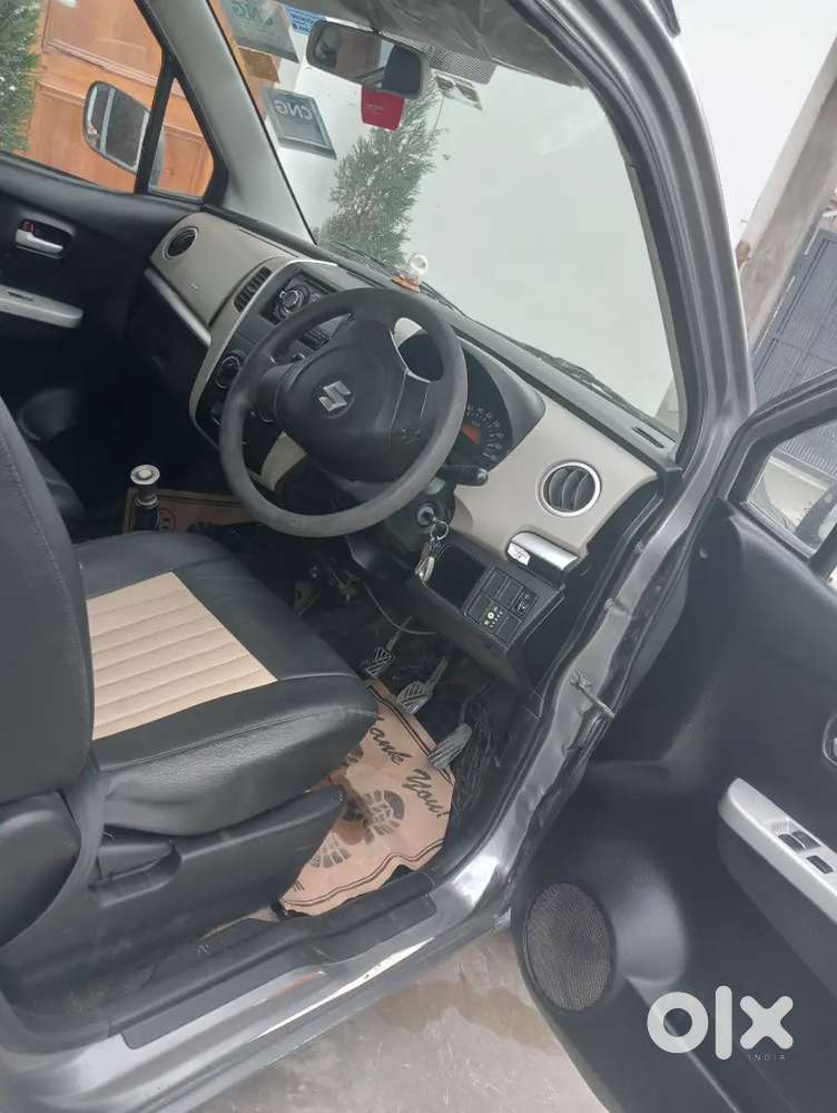 Maruti Suzuki Wagonr 2015 Model 6 Month Ki Cng Green First Owner Gadi