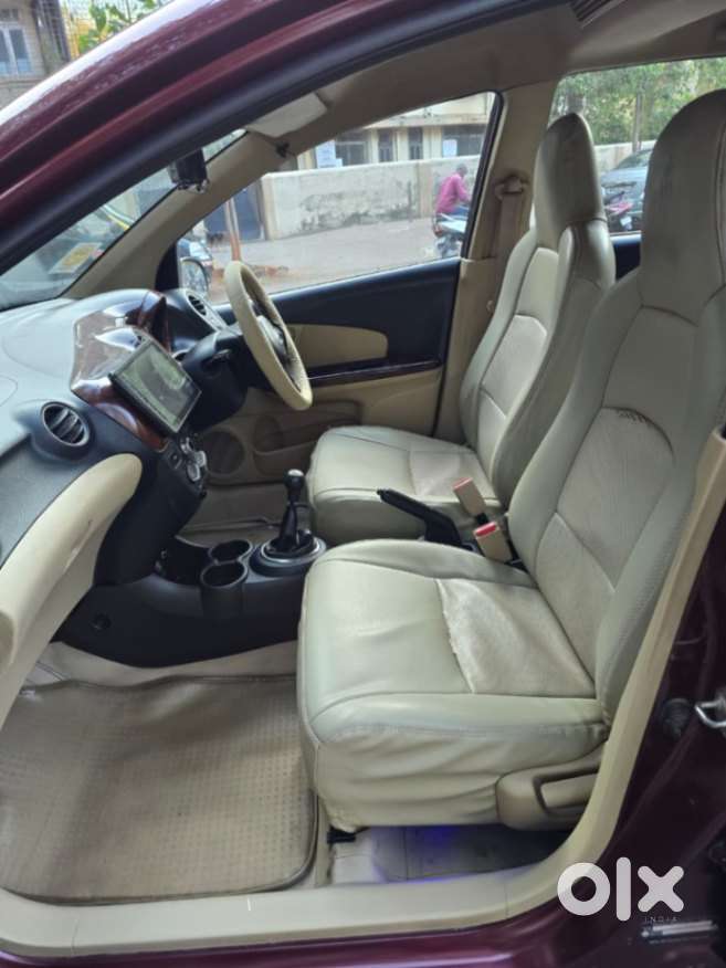 Honda Mobilio 1.5 V I-vtec, 2014, Cng & Hybrids