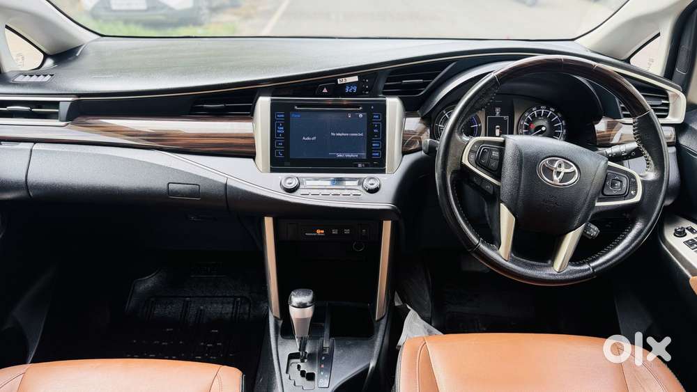Toyota Innova Crysta 2.8 Zx At 7 Seater, 2018, Diesel