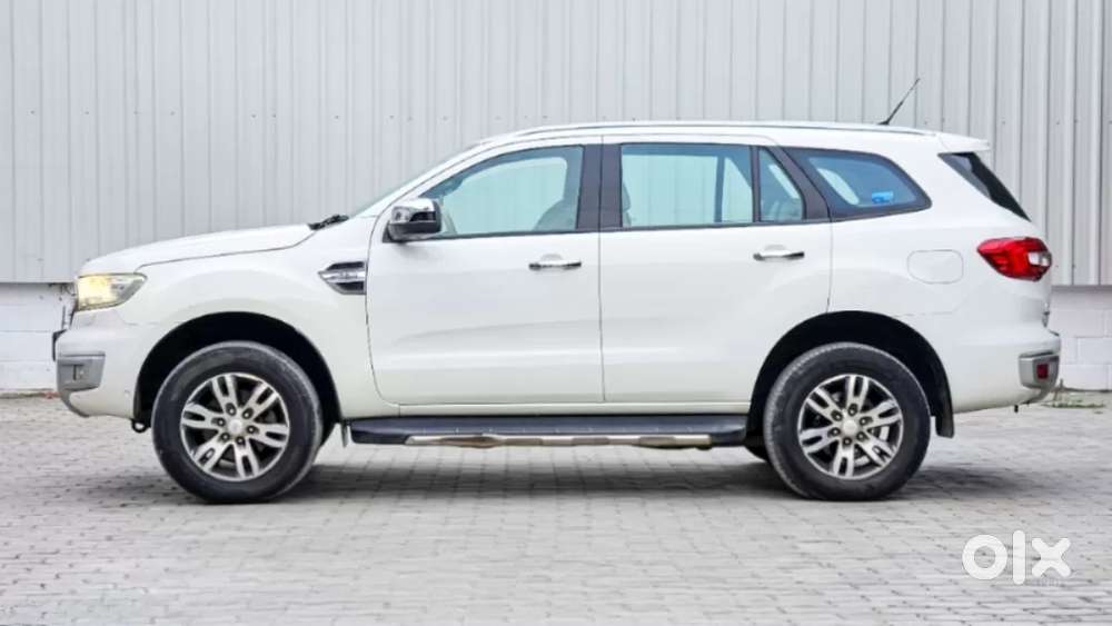 Ford Endeavour 3.2 Titanium At 4x4, 2016, Diesel